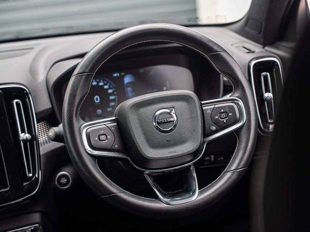 2021 Volvo XC40