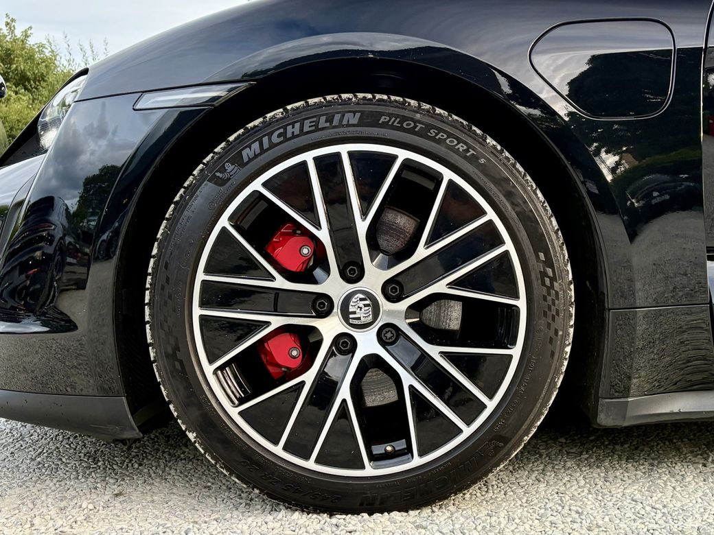 2023 Porsche Taycan