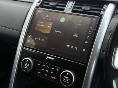 2024 Land Rover Discovery