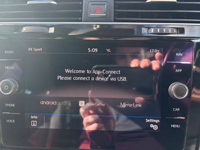 2017 Volkswagen Golf