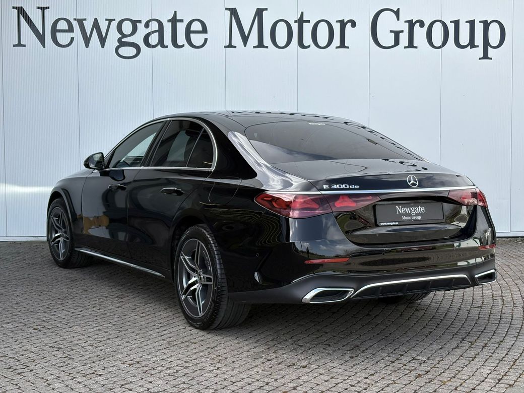 2025 Mercedes-Benz E 300