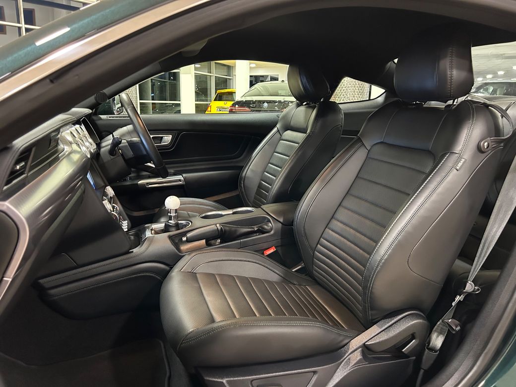 2020 Ford Mustang