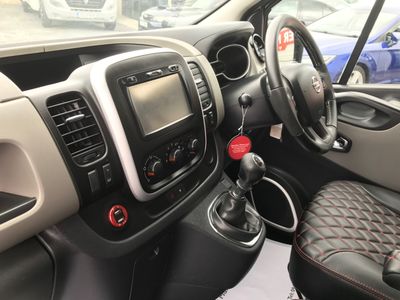 2018 Nissan NV300
