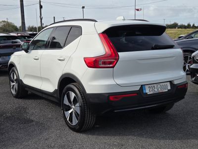 2023 Volvo XC40