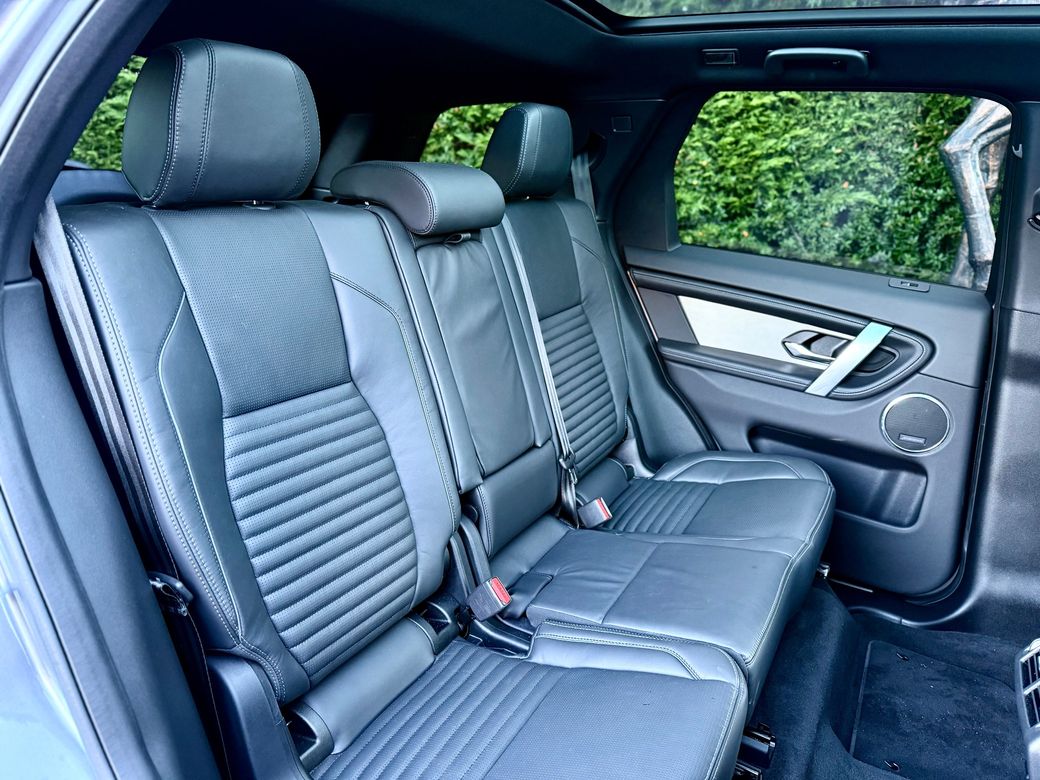 2025 Land Rover Discovery Sport