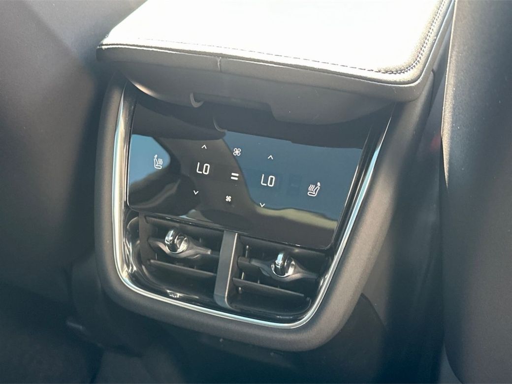 2026 Volvo EX90