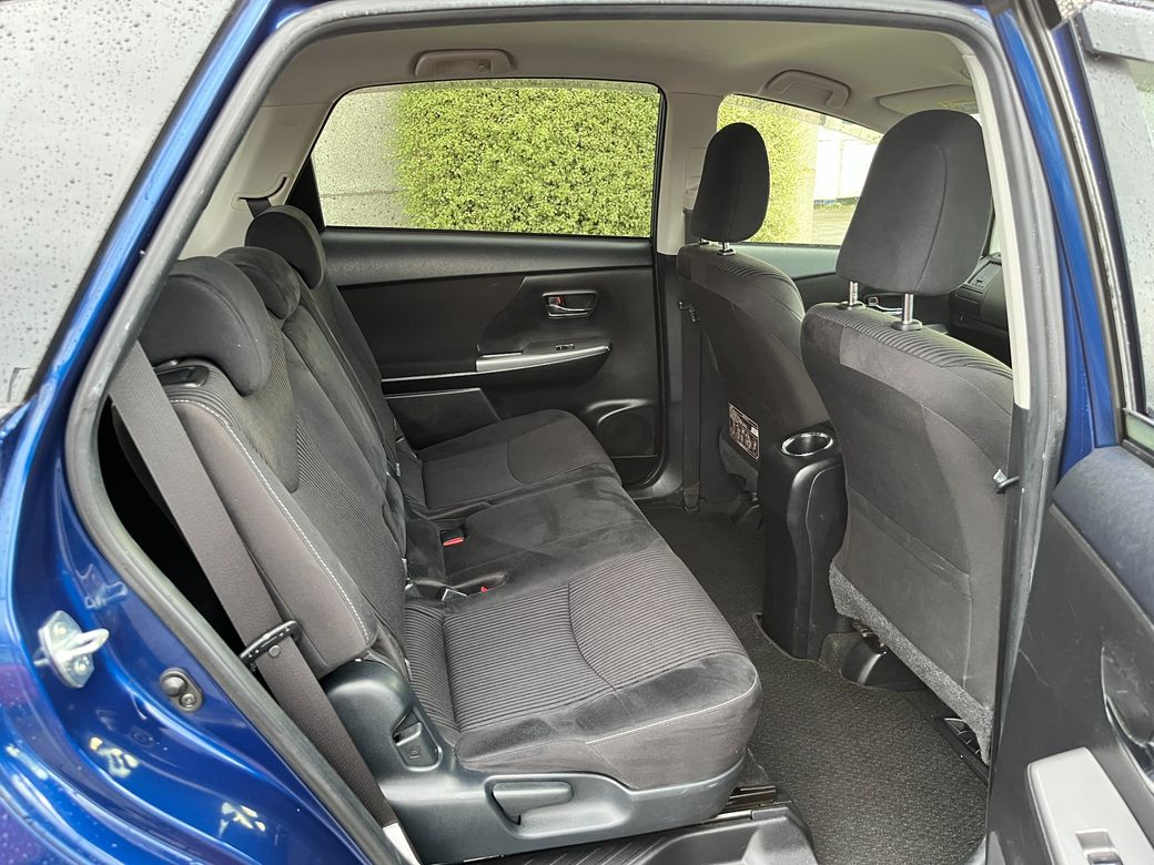 2018 Toyota Prius Alpha