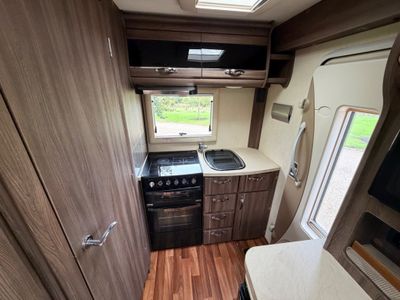 2015 AUTOSLEEPERS NUEVO LOW PROFILE R.H.D MANUAL