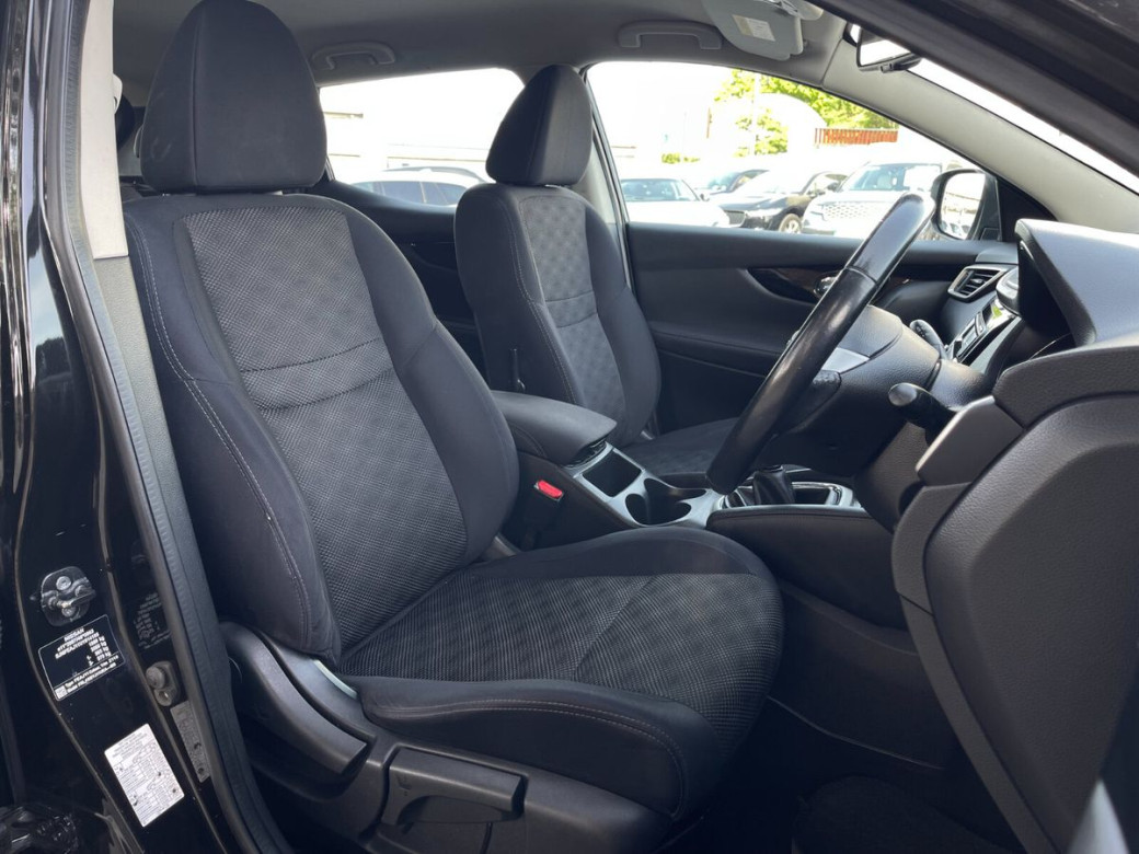 2017 Nissan Qashqai