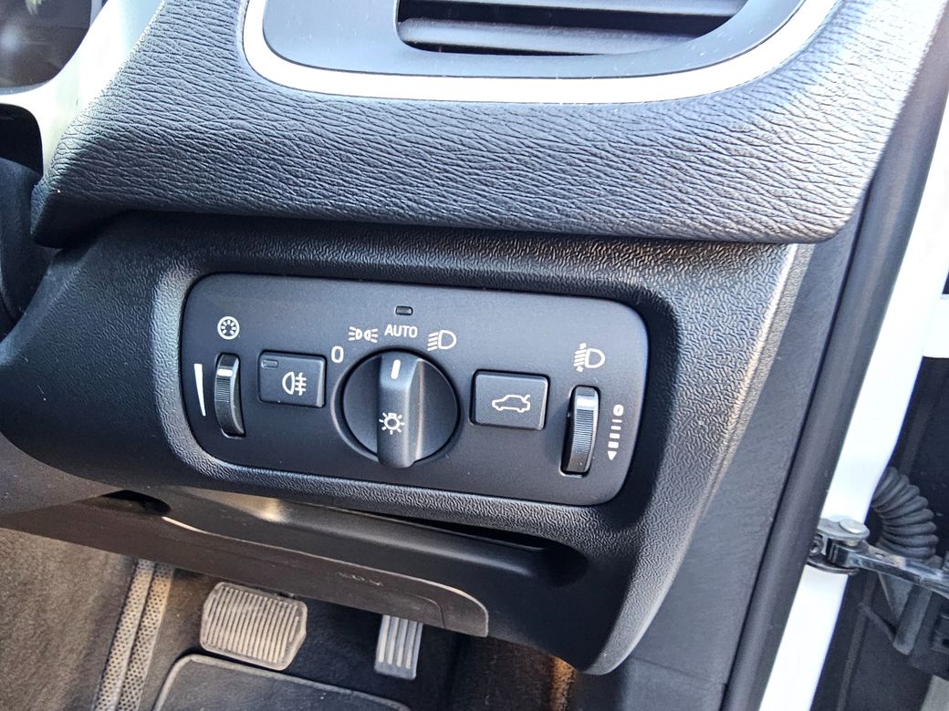2013 Volvo V40