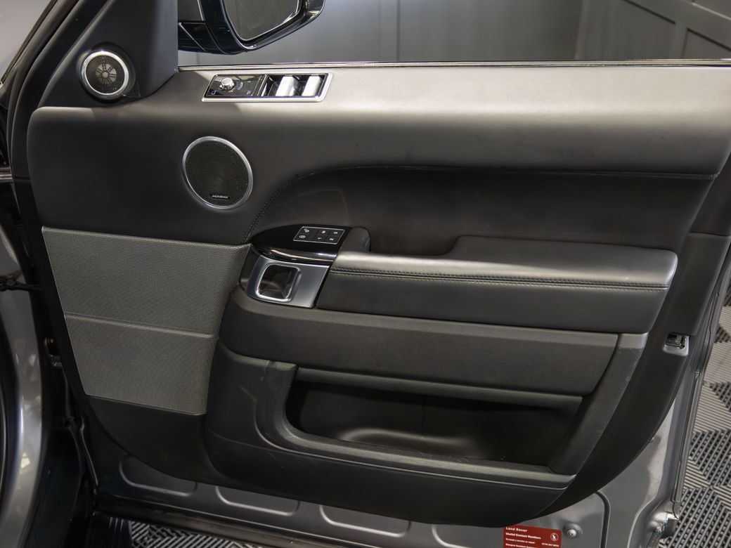 2020 Land Rover Range Rover Sport