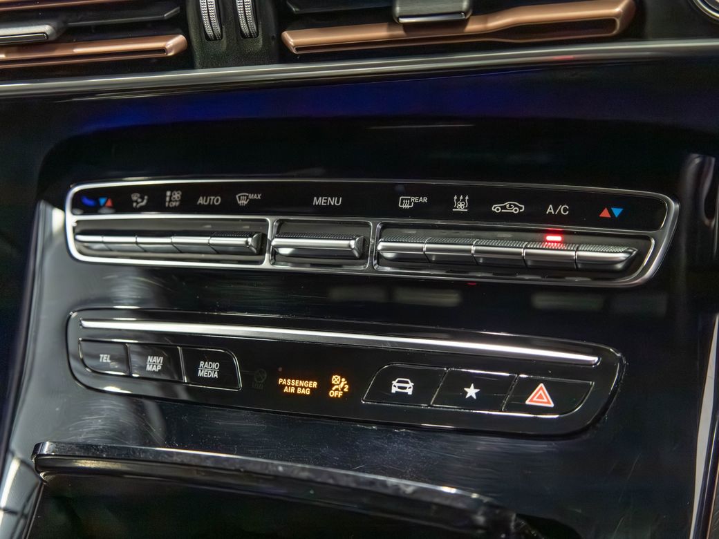 2021 Mercedes-Benz EQC