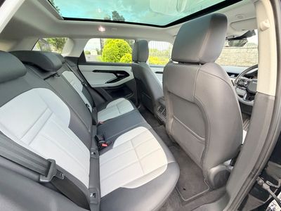 2025 Land Rover Range Rover Evoque