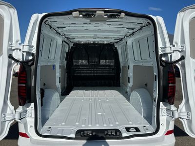 2025 Volkswagen Transporter
