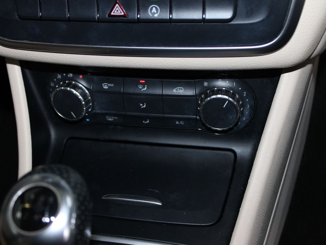 2015 Mercedes-Benz CLA Class