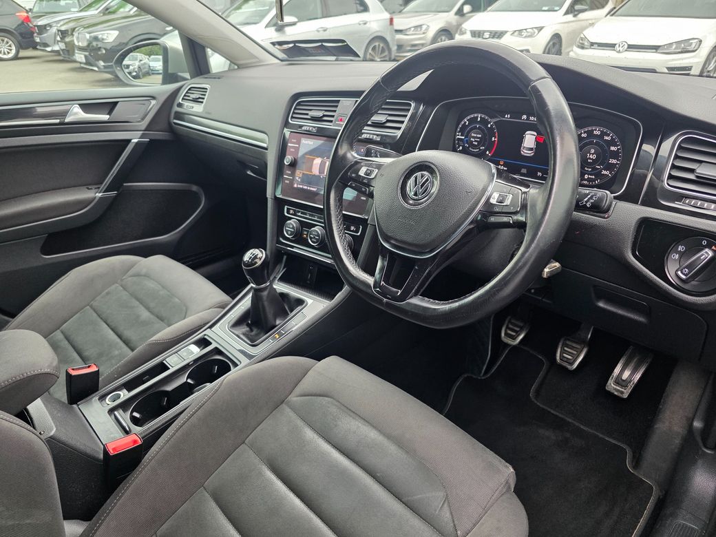 2017 Volkswagen Golf