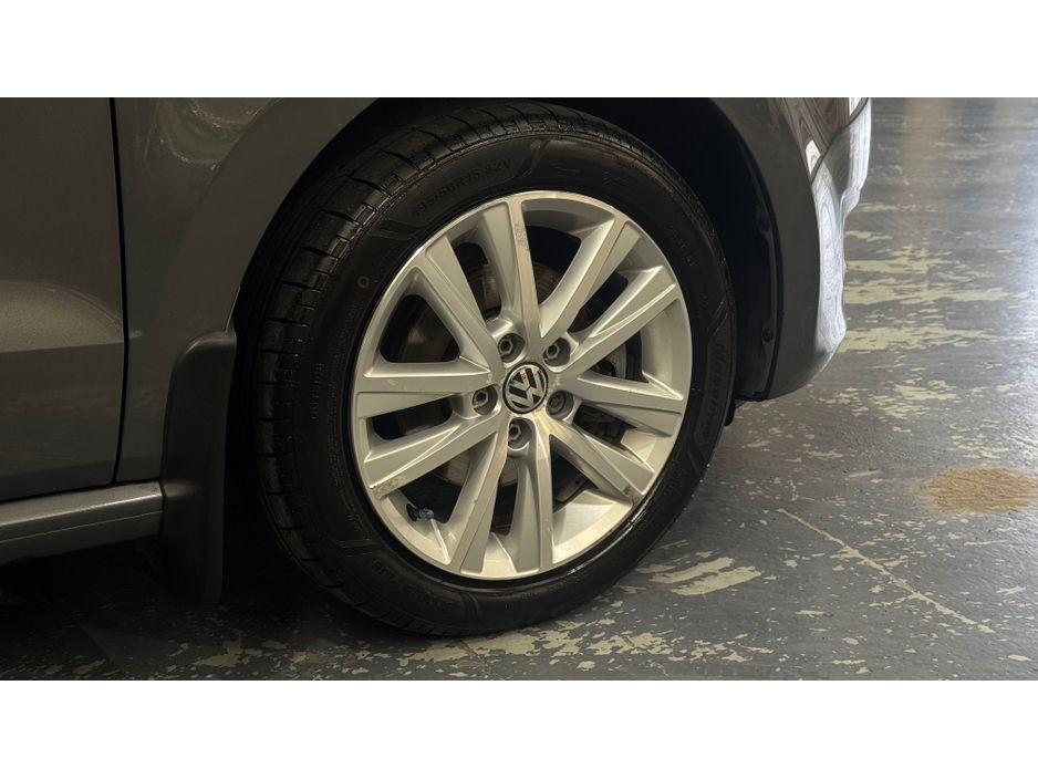 2014 Volkswagen Polo