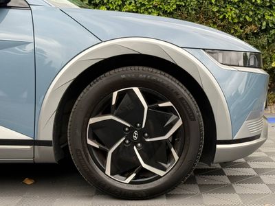2024 Hyundai Ioniq