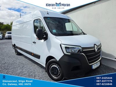 2022 Renault Master
