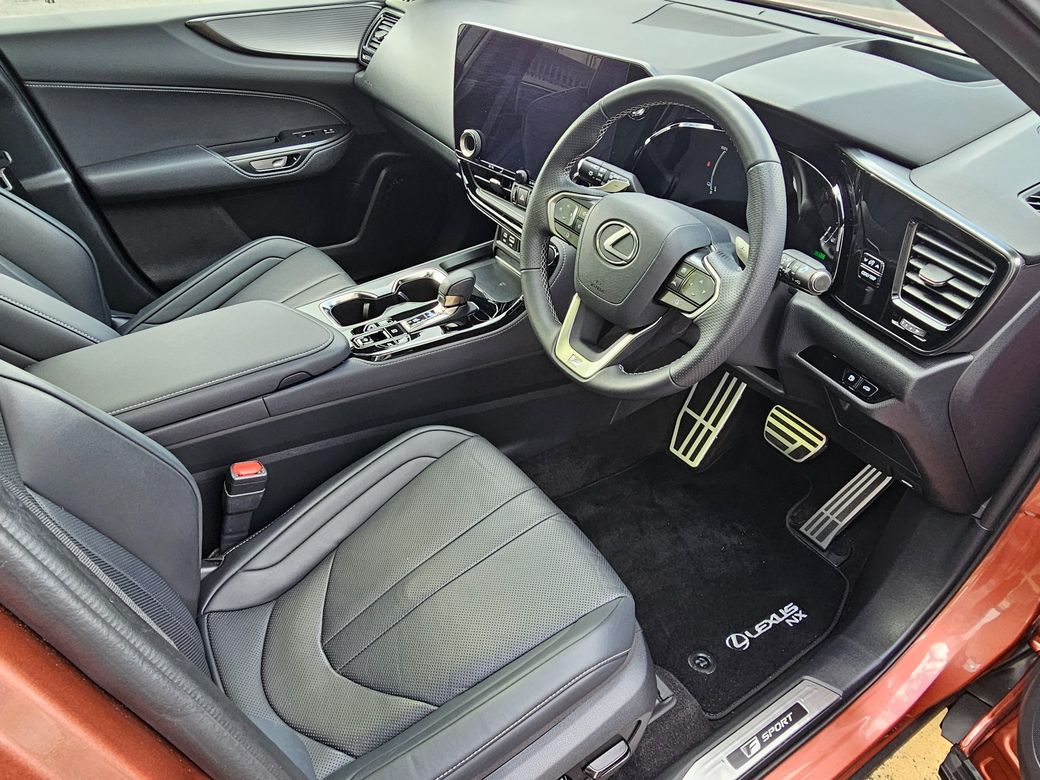 2025 Lexus NX 450H+