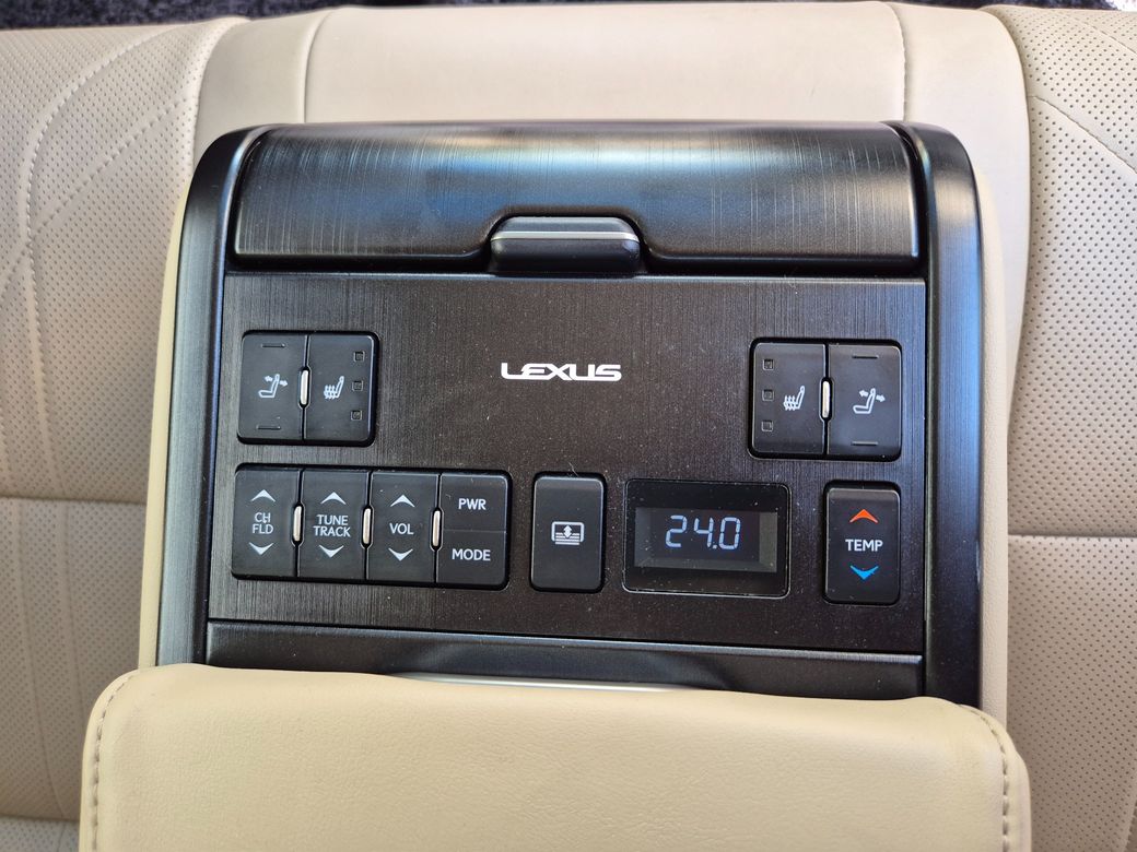 2021 Lexus ES 300h