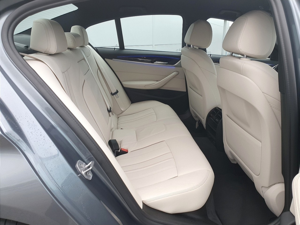2022 BMW 5 Series