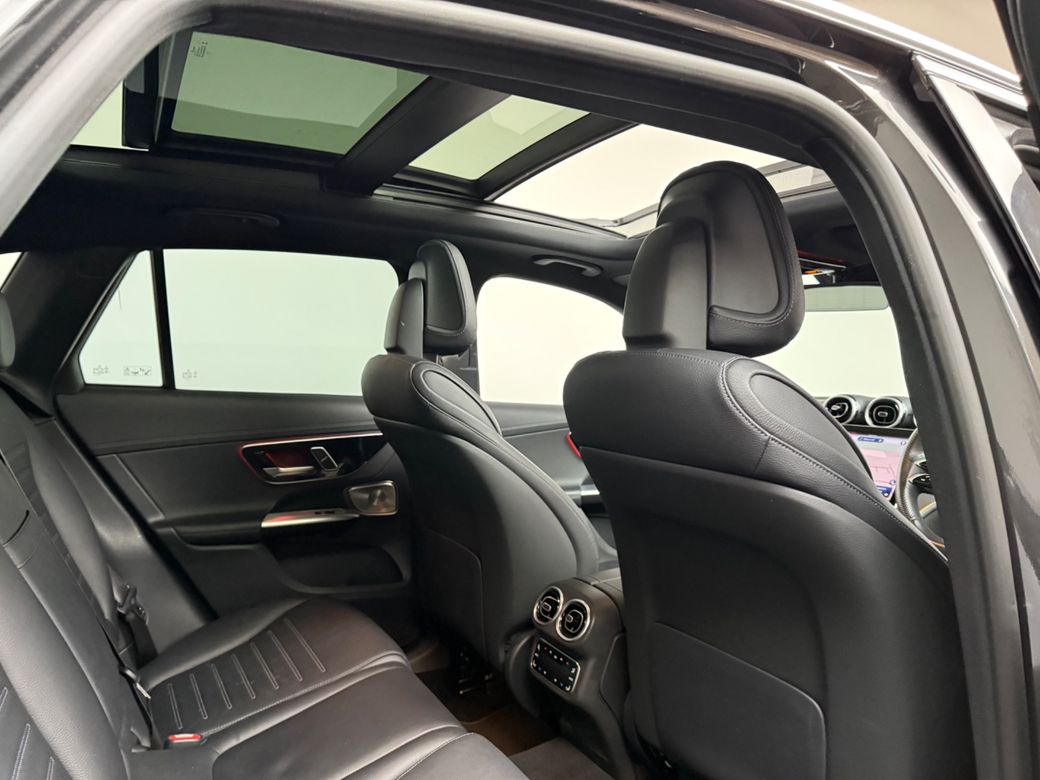 2023 Mercedes-Benz GLC Class