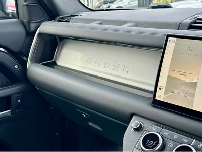 2025 Land Rover Defender