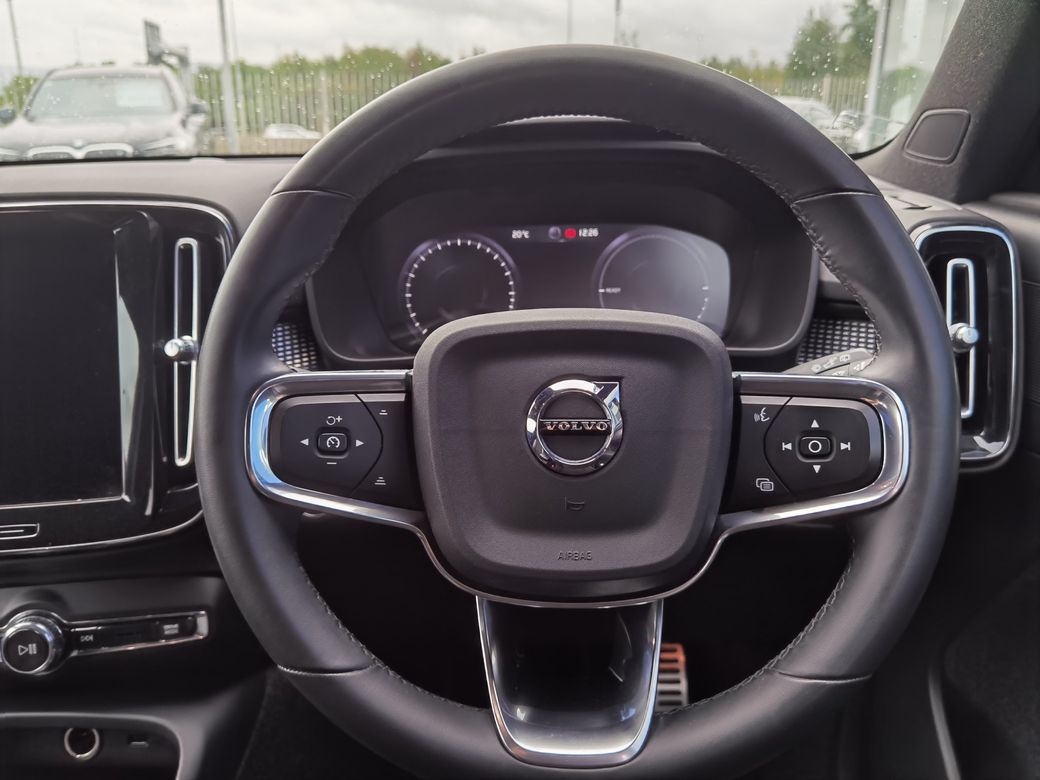 2021 Volvo XC40