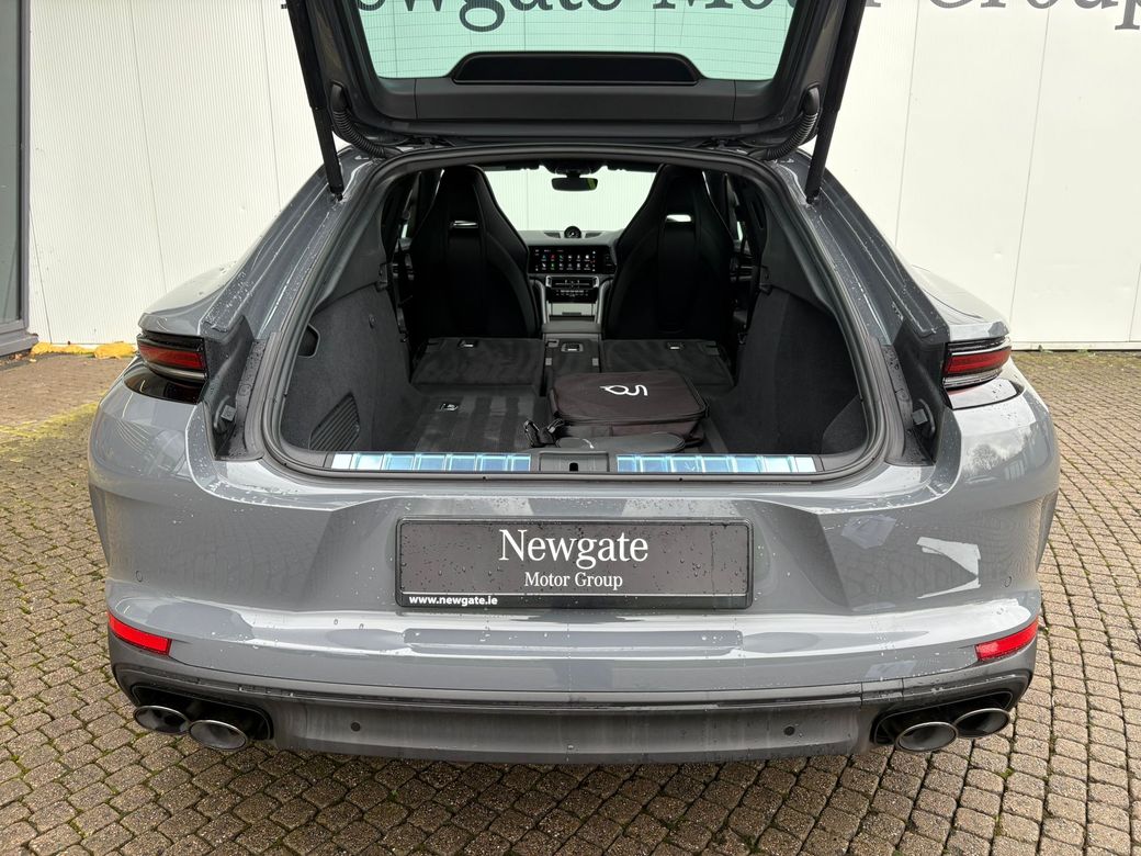 2025 Porsche Panamera