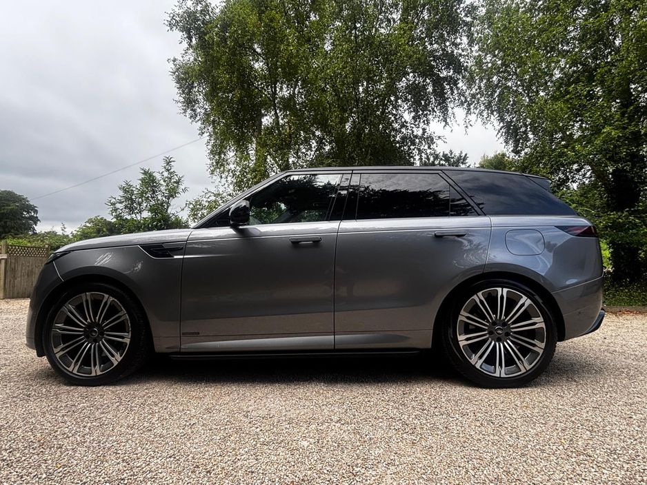 2024 Land Rover Range Rover Sport