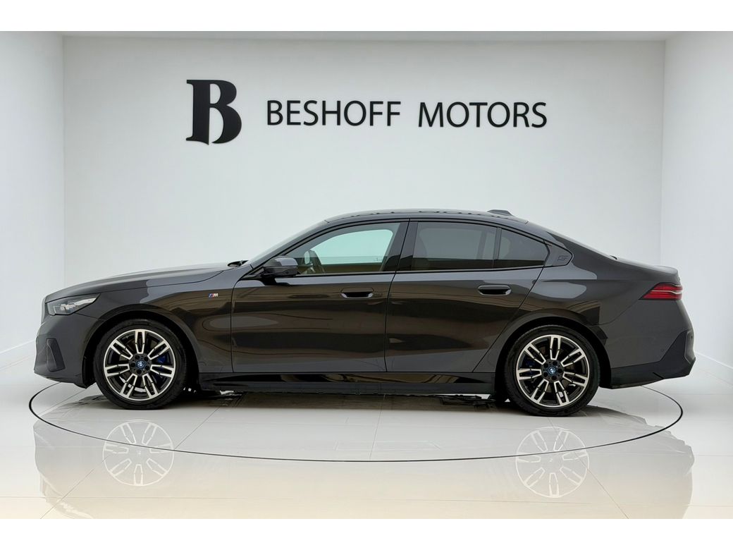 2024 BMW i5