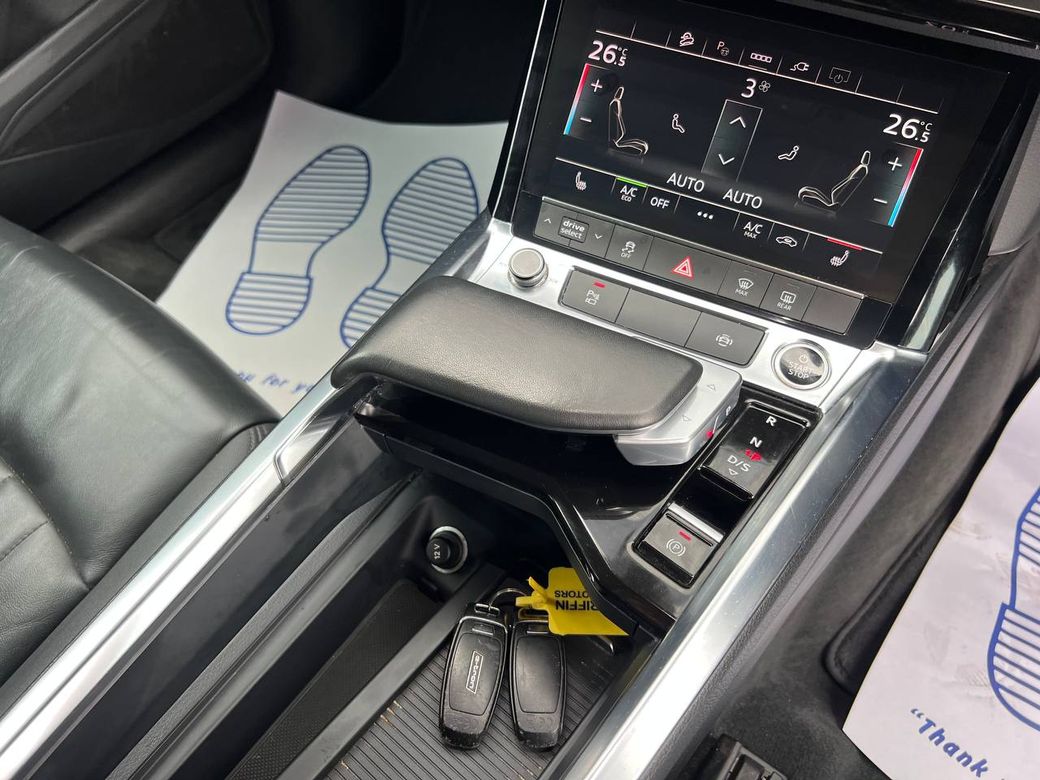 2022 Audi e-tron