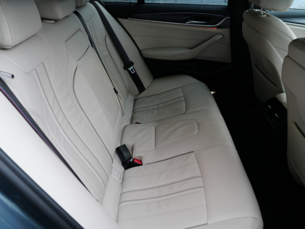 2021 BMW 5 Series