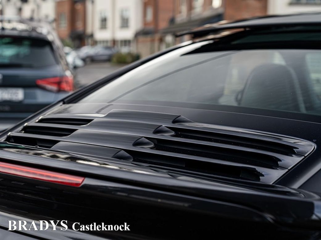 2015 Porsche 911