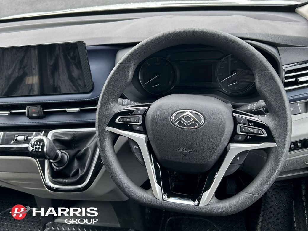 2026 White Maxus Deliver 9