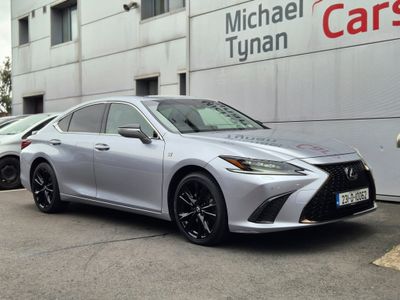 2023 Lexus ES 300h