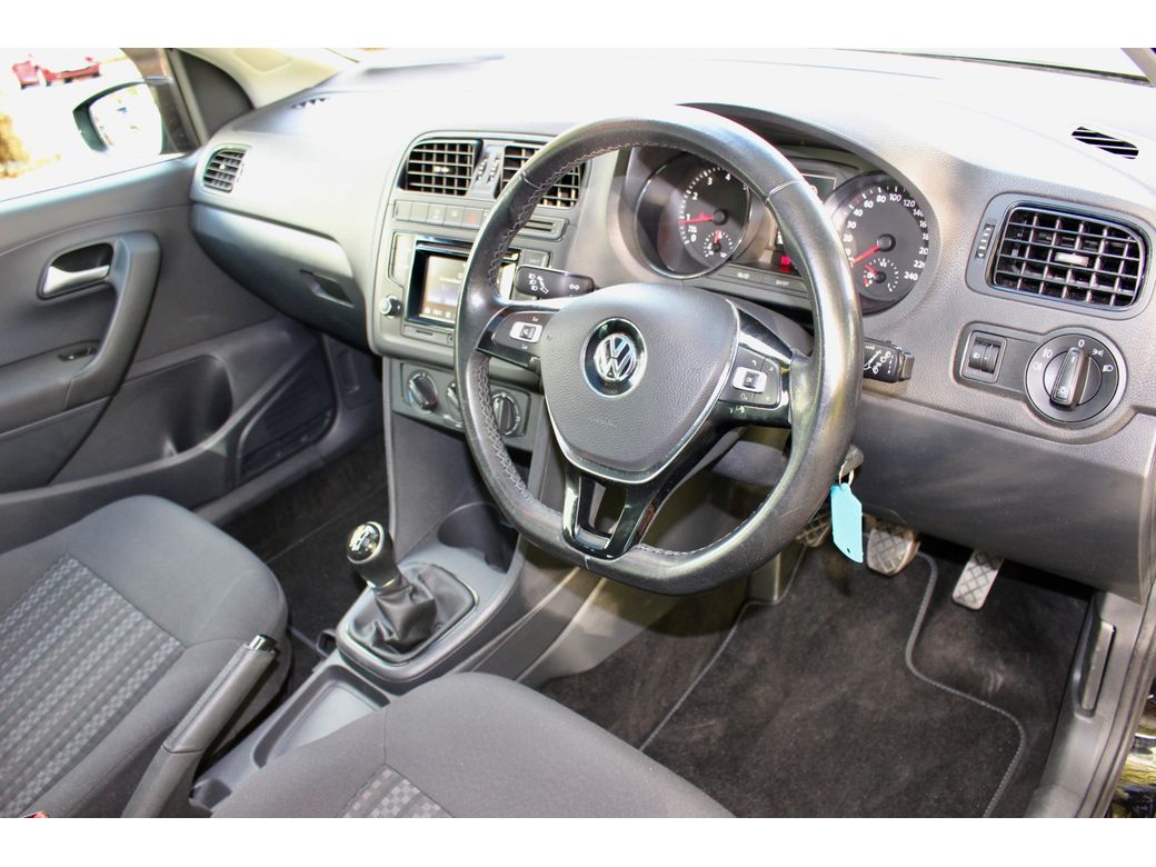 2017 Volkswagen Polo