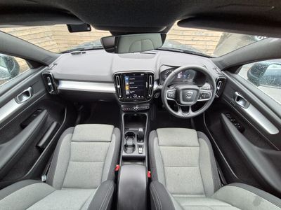 2022 Volvo XC40