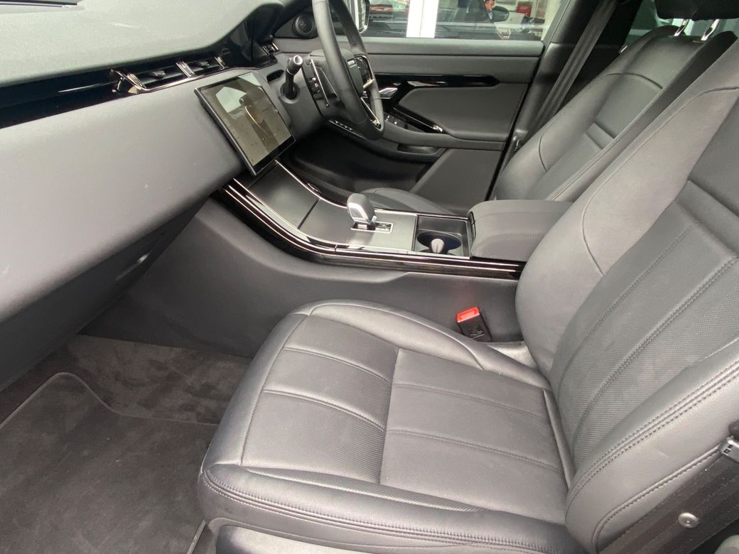 2025 Land Rover Range Rover Evoque