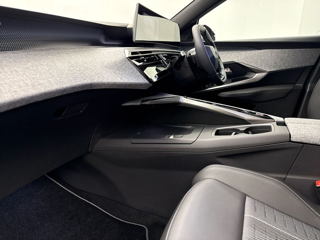 2025 Peugeot 3008