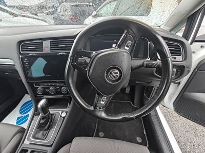 2017 Volkswagen Golf