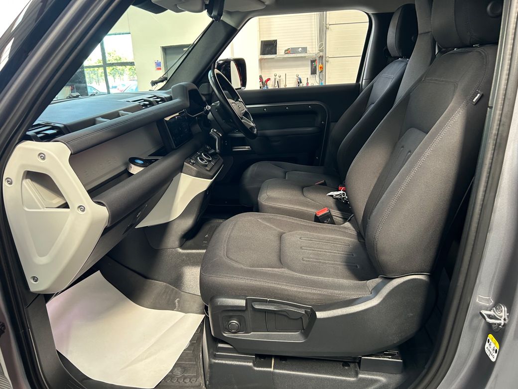 2021 Land Rover Defender