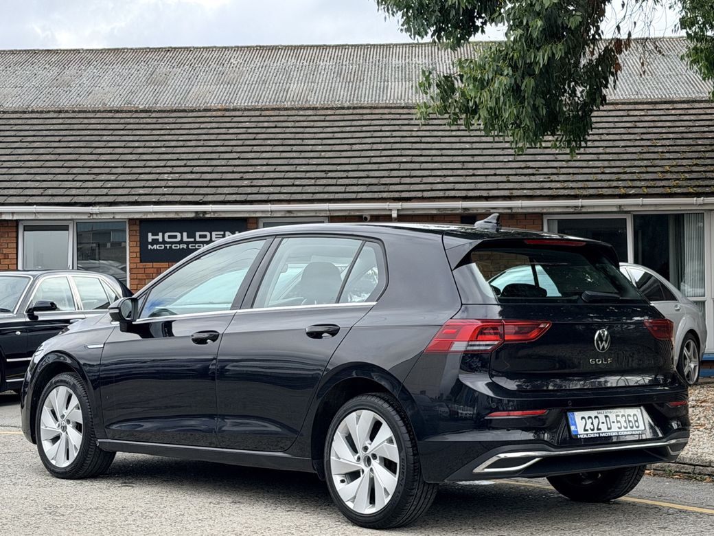 2023 Volkswagen Golf