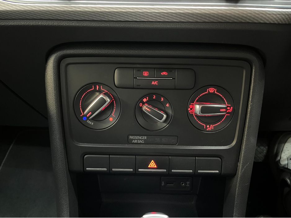 2016 Volkswagen Beetle