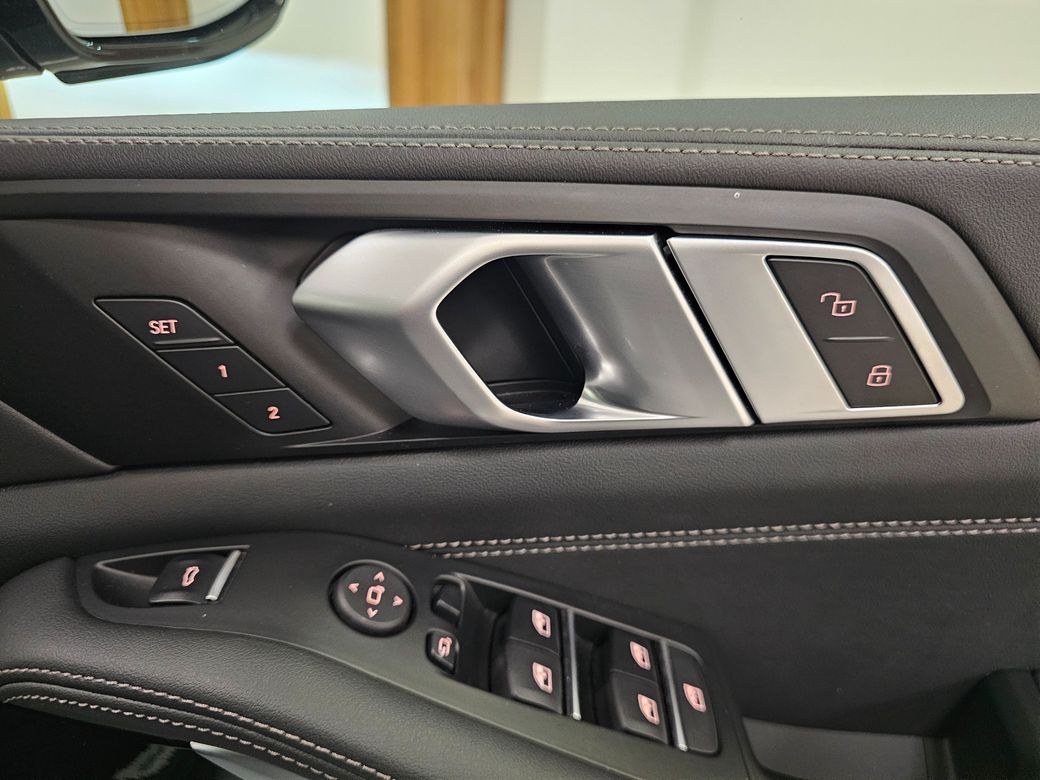 2025 BMW X5