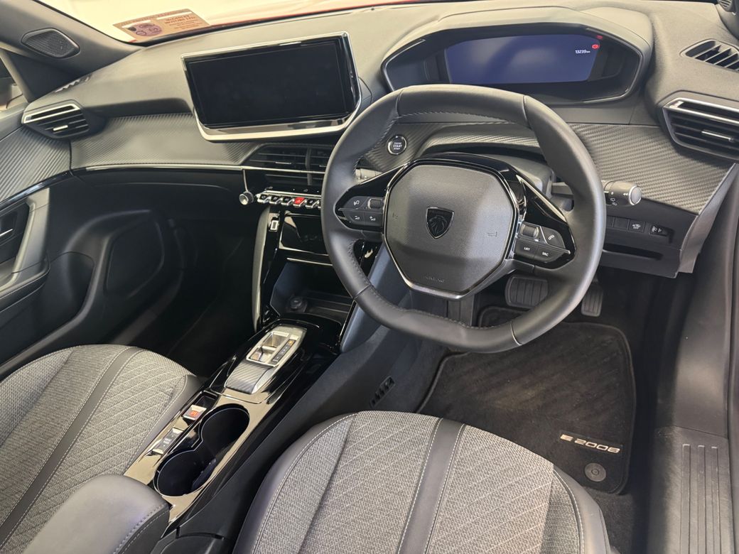 2025 Peugeot 2008