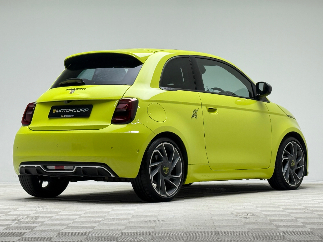 2023 Abarth 500e