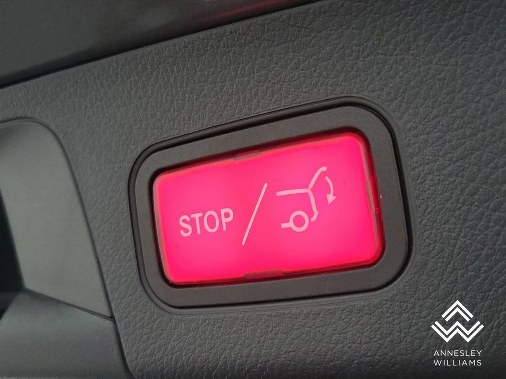 2025 Mercedes-Benz EQA