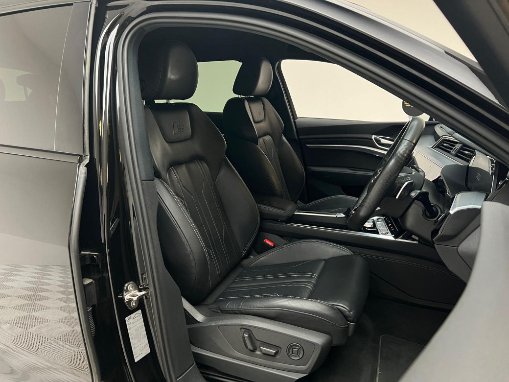 2021 Audi e-tron
